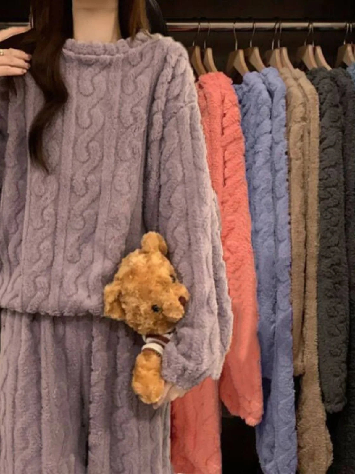 Women’s Luxury Pajamas by Mufella – Timeless Design & Everyday Comfort